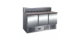 Refrigerated preparation table with granite countertop