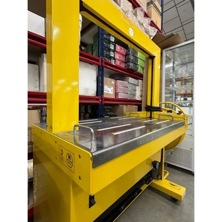 Strapping machine (EXHIBITION)