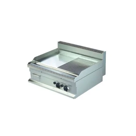 Double Slotted-Smooth Gas Fry-Top 700 Series GG721SG-S