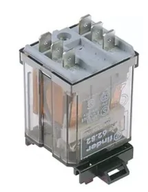 Relé de potencia FINDER...