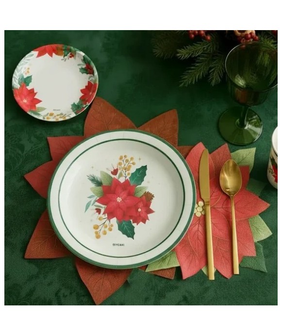 Round dinner plate, Poinsettia design, Ø17 cm, cardboard (6 units), FSC MIX 70%