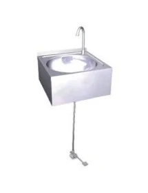 Wall basin with hot and cold water pedal