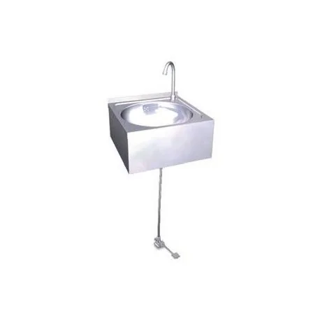 Wall basin with hot and cold water pedal