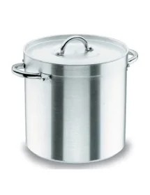 Pot en aluminium avec couvercle droite